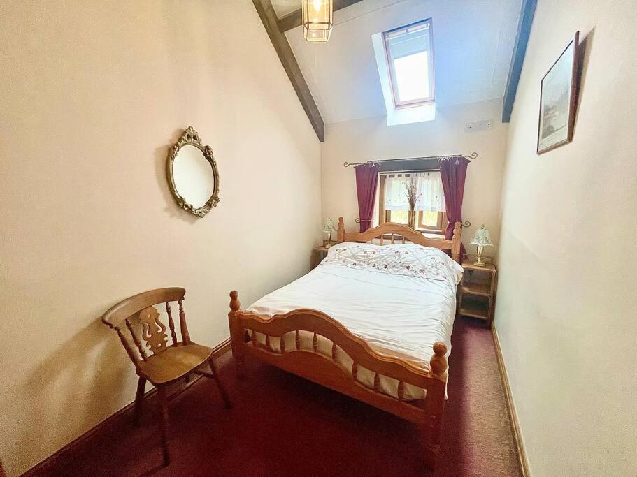 Stone Built Barn In A Beautiful Rural Setting Villa Llangwm-Isaf Ngoại thất bức ảnh
